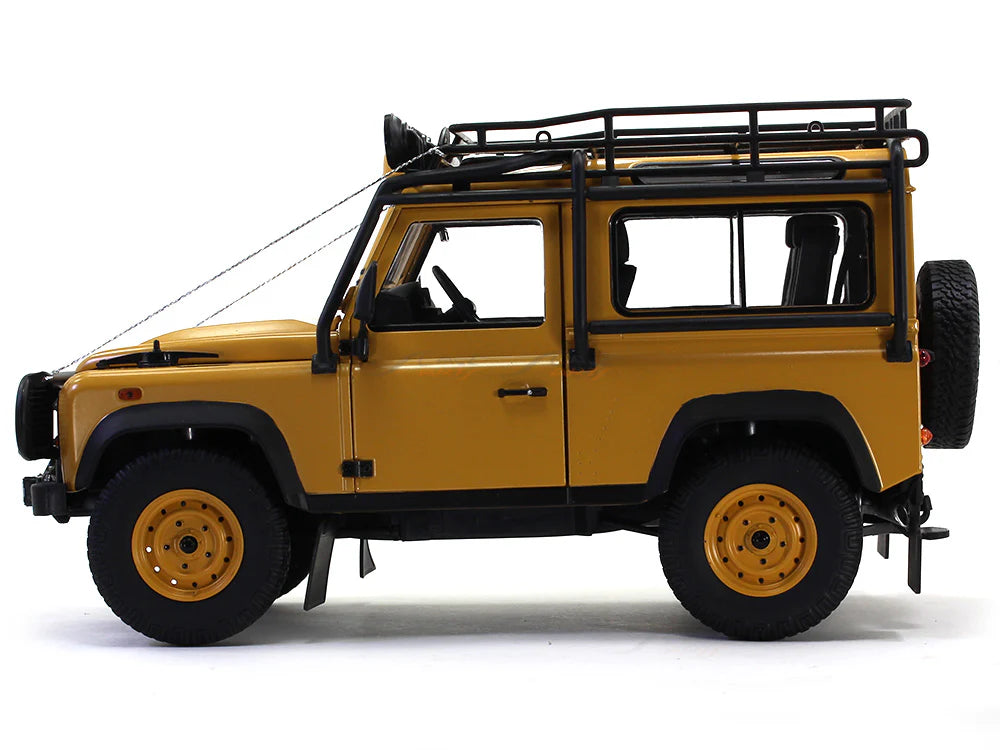 Land Rover Defender 90 ocher-yellow 1:18 Kyosho