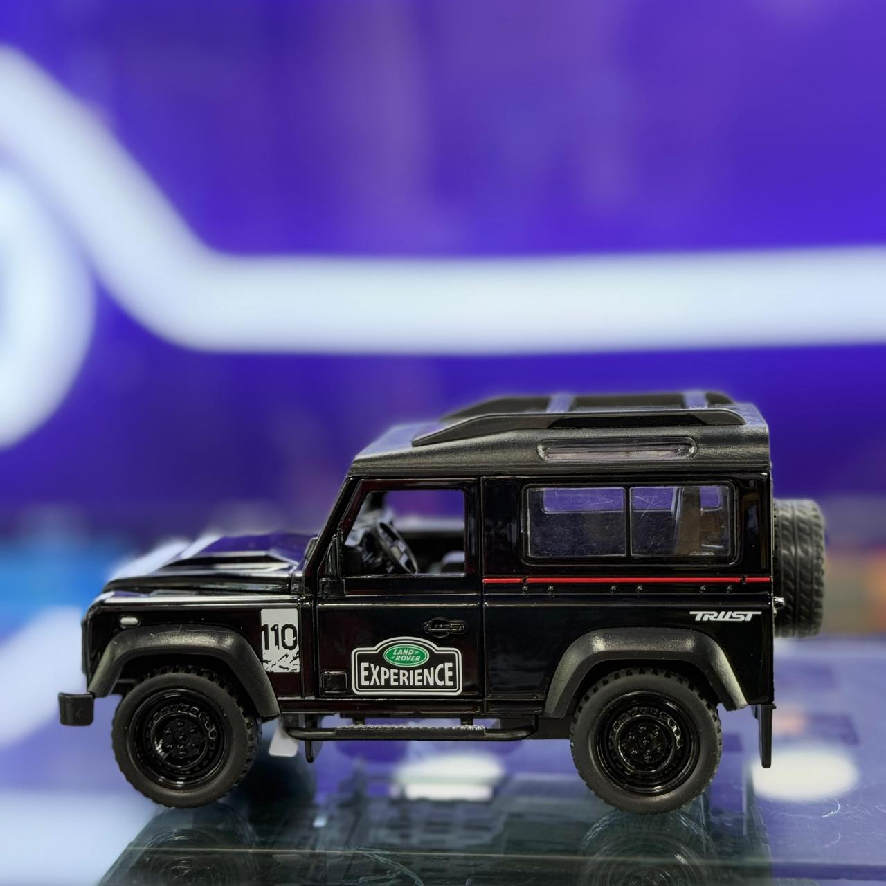 Land Rover Defender 90 1:32