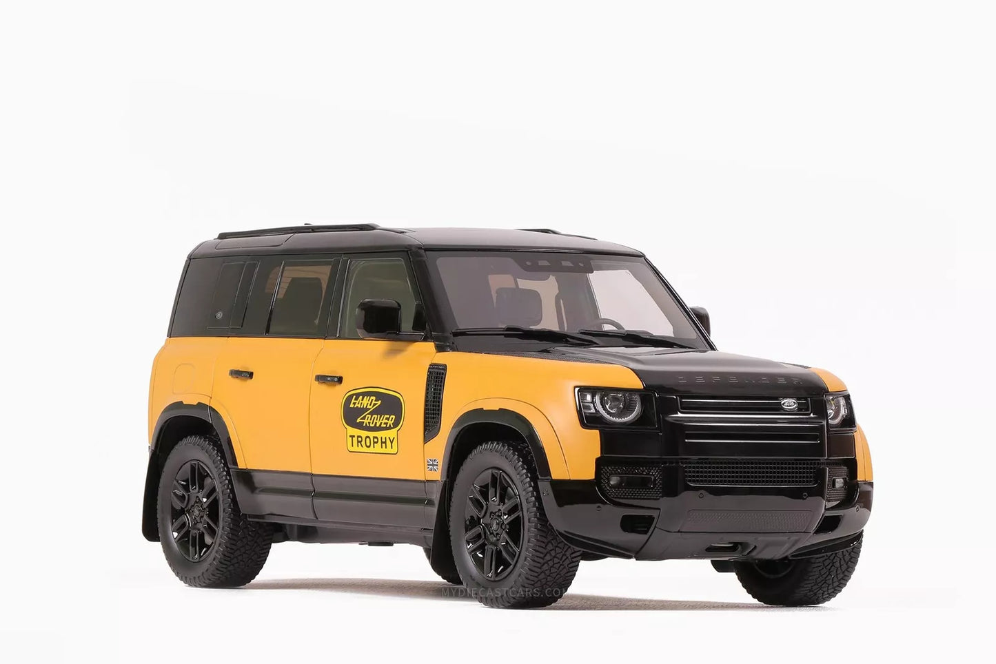 LAND ROVER DEFENDER 110 - 2023 - TROPHY EDITION