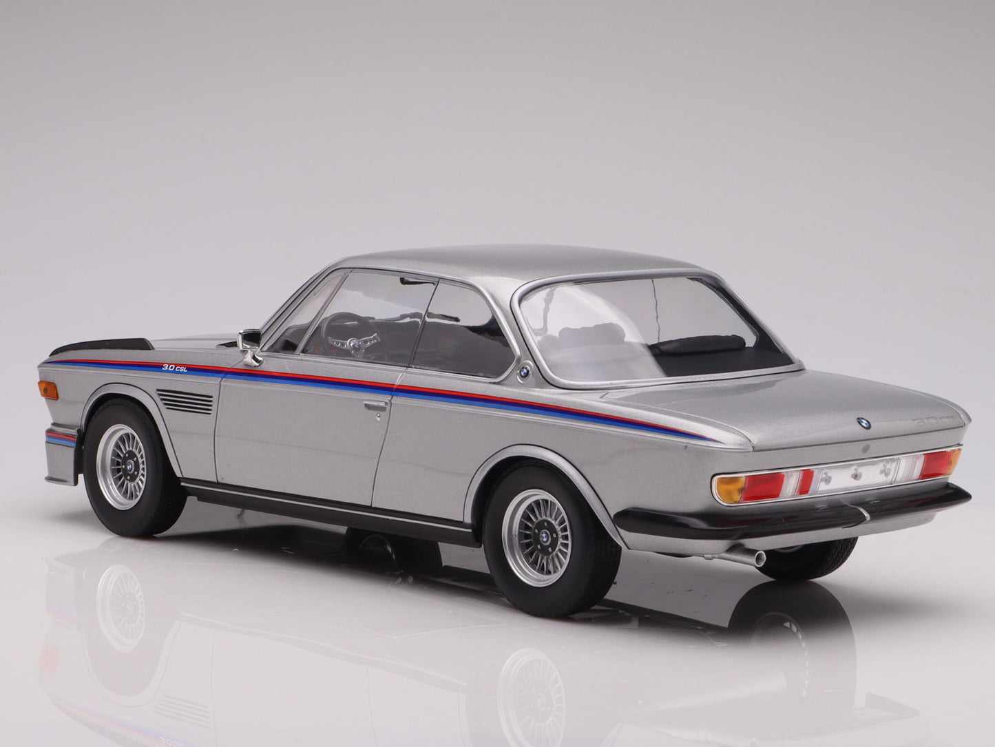 BMW 3.0 CSL (E9) year 1973 silver 1:18 Minichamps