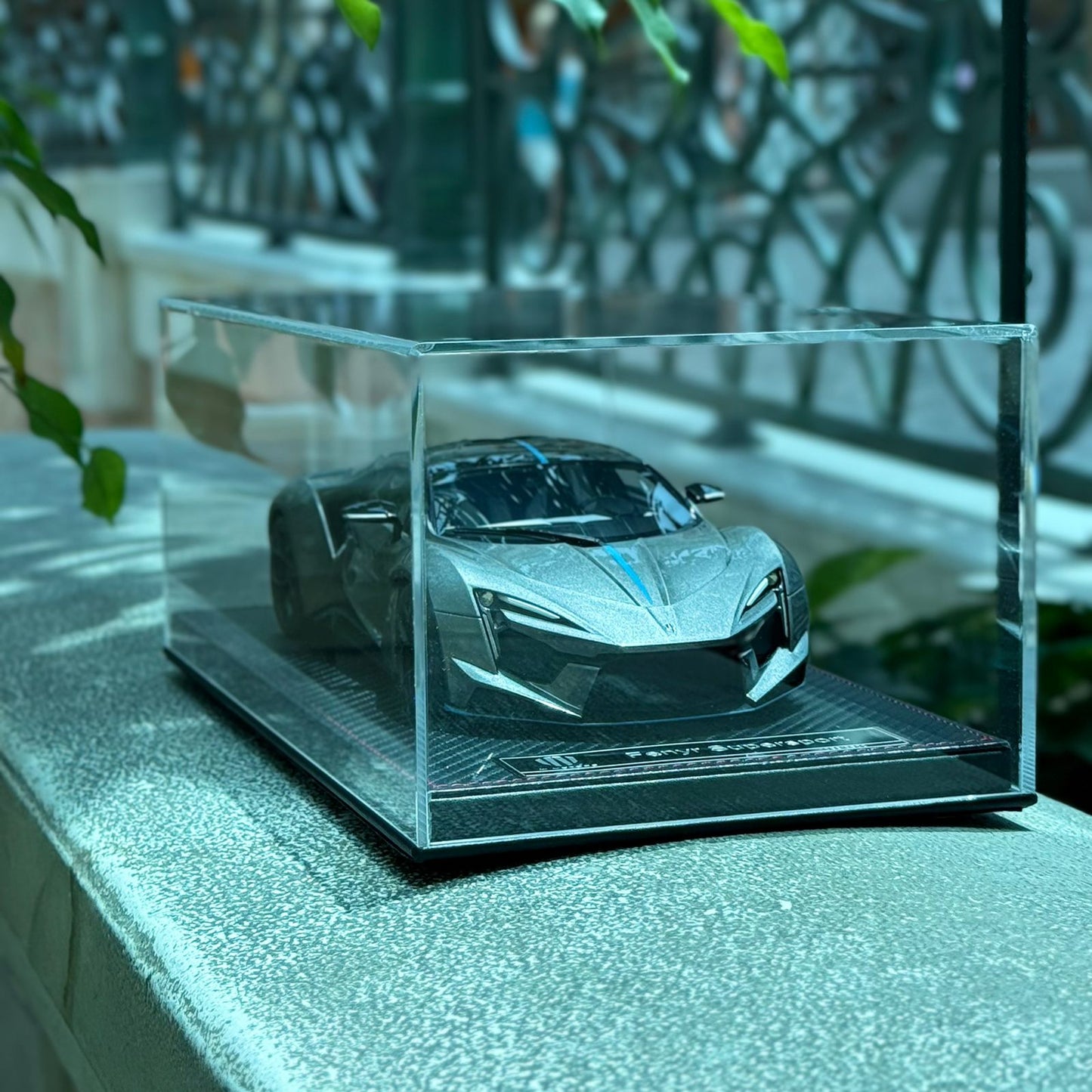 Fenyr supersport w motor