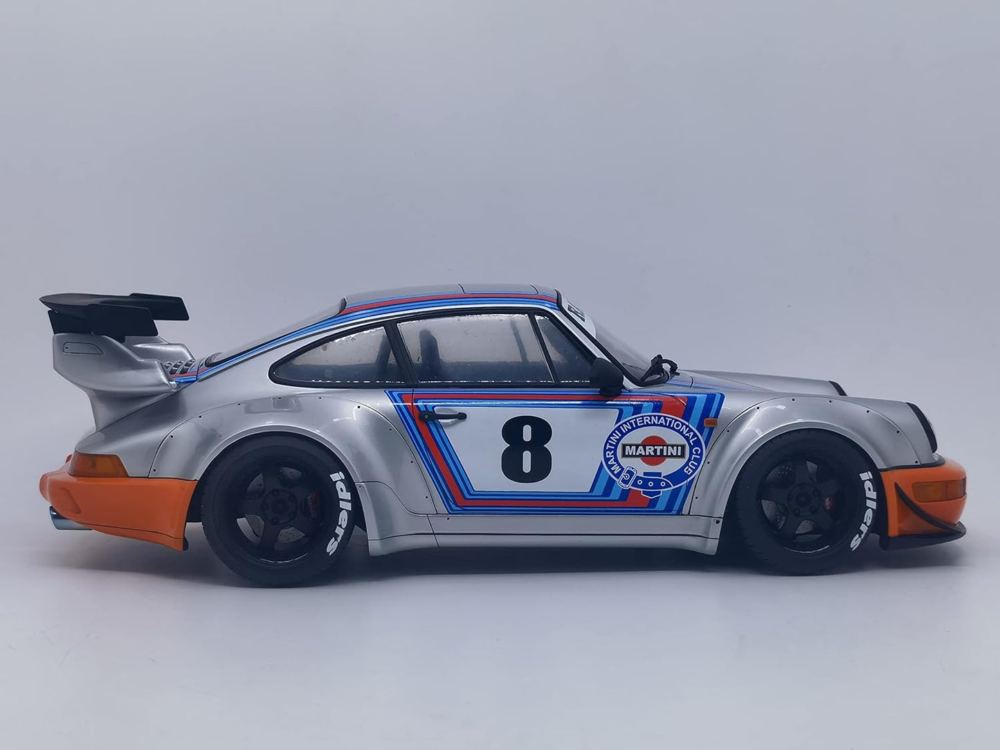 RAUH WELT BEGRIFF RWB 964 SILVER/ORANGE GM18004 SCALE 1/18
