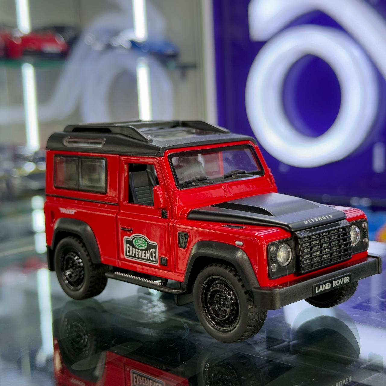 Land Rover Defender 90 1:32