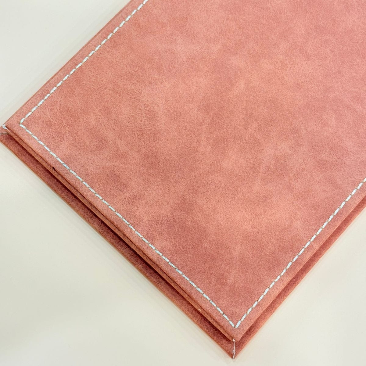 DISPLAY BOX LIGHT BROWN