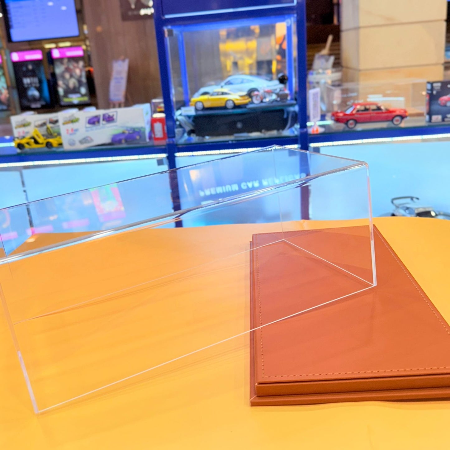 DISPLAY BOX DARK BROWN