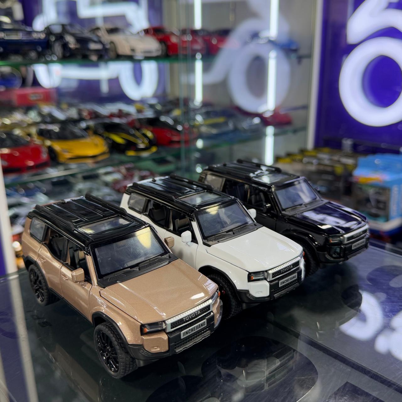 Toyota Land Cruiser Prado 1:32