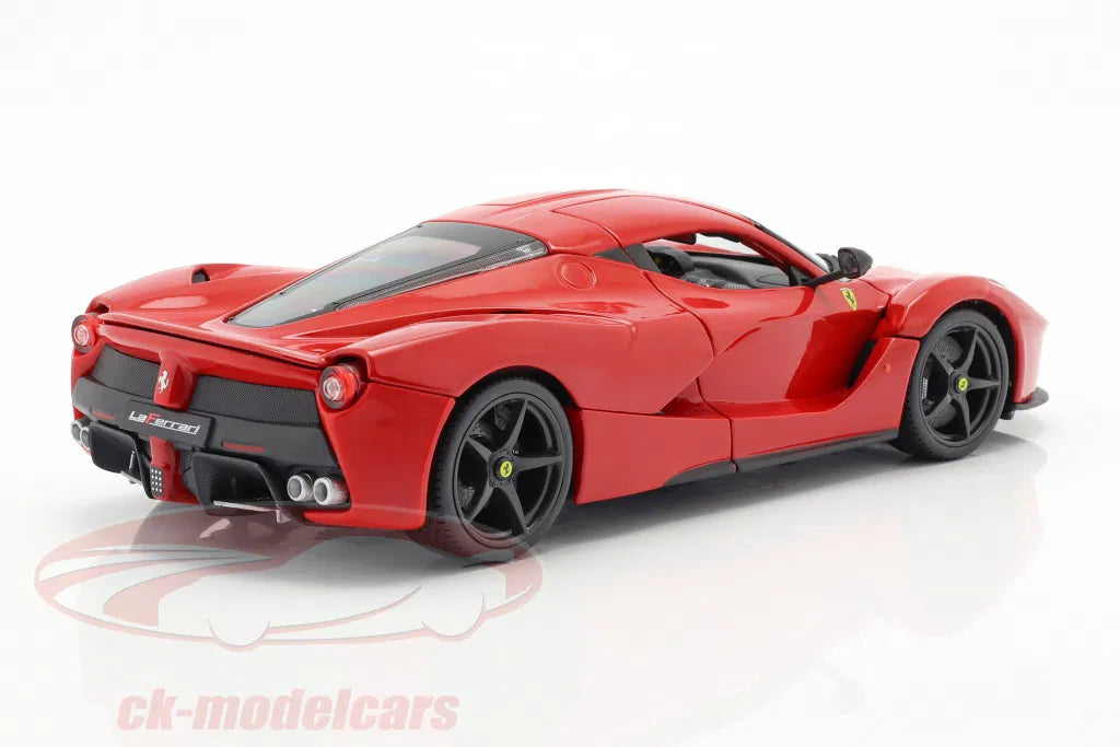 Ferrari LaFerrari red 1:18 Bburago